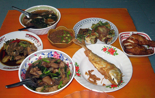 タイの家庭ではコスパが良くて美味しい中食が主流